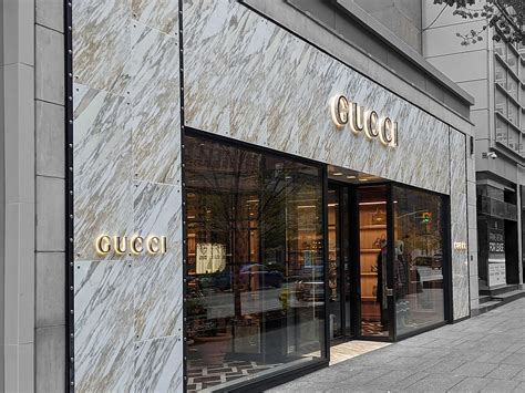 gucci bloor